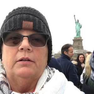 Meet your Posher, Sharon